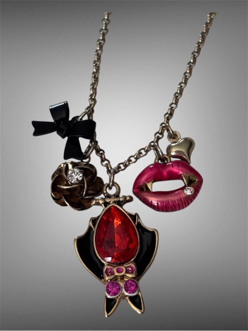🌼Vintage Betsey Johnson “The Bite” Necklace - Picture 2 of 7